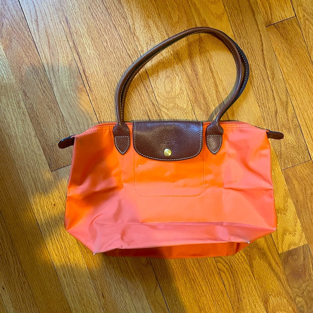 Longchamp Le Pilage Medium